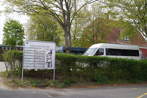 Københavnsvej 266 med skilt.
